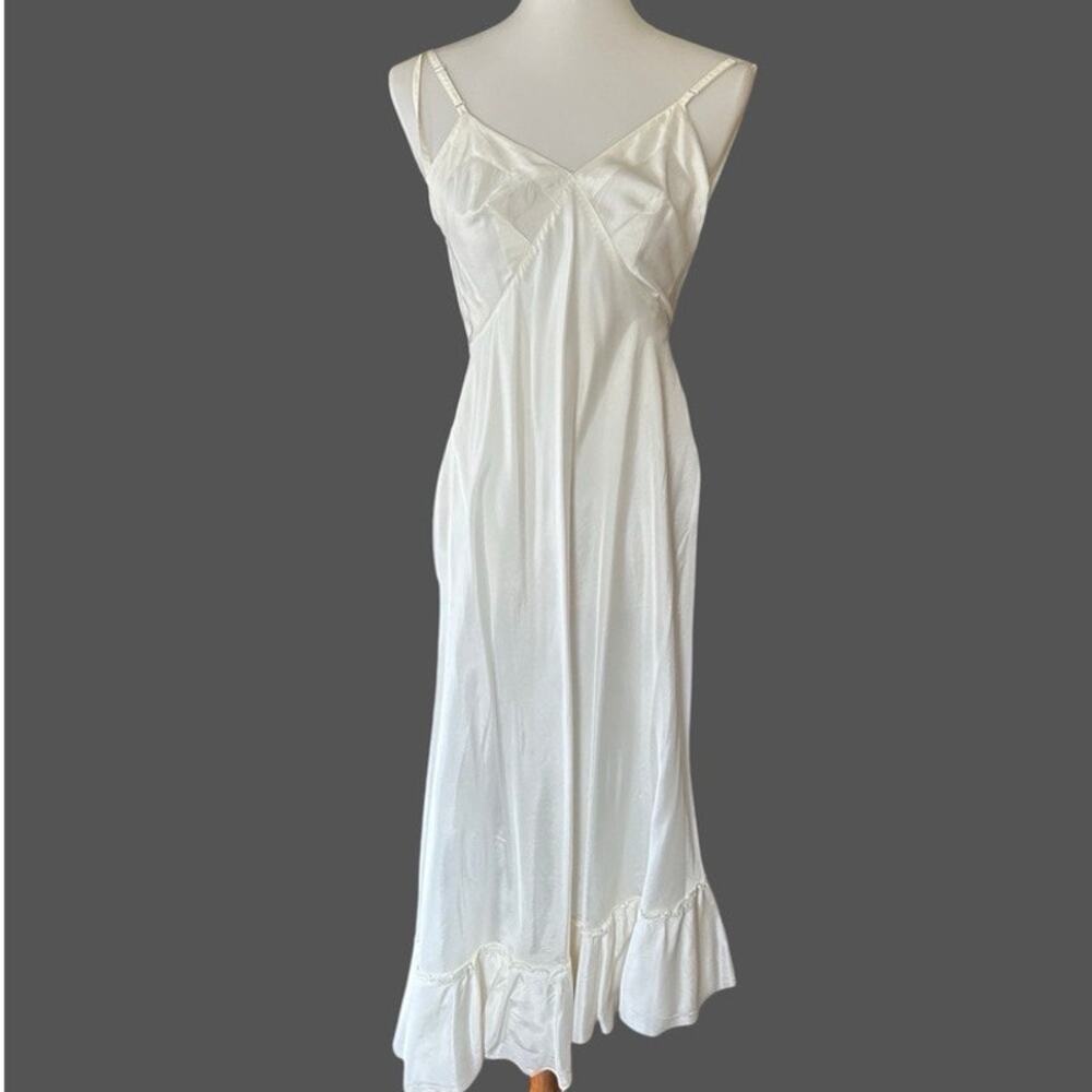 1950s Leona White Satin Full Slip